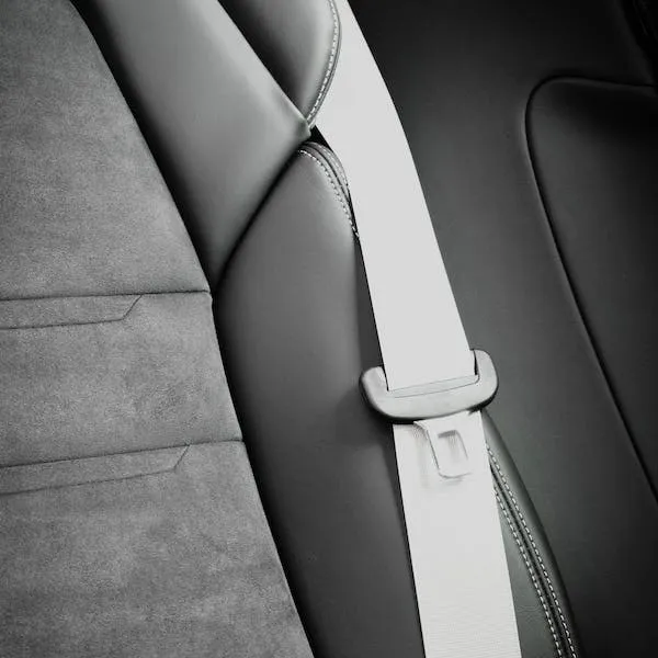 Quien inventó el cinturón de seguridad